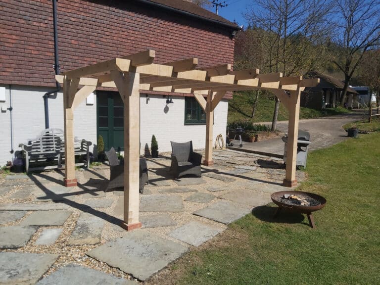 Principle Carpentry - Classic Oak Pergola