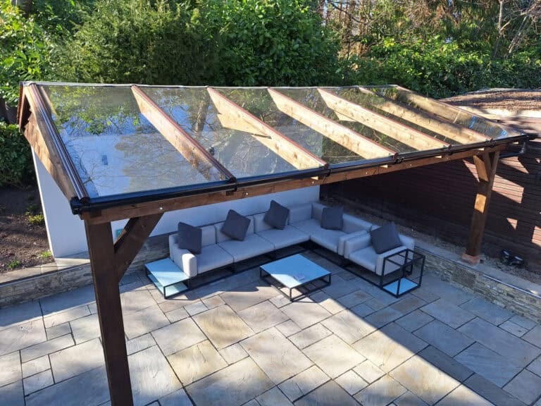 Principle Carpentry - Garden Shelter Glazing