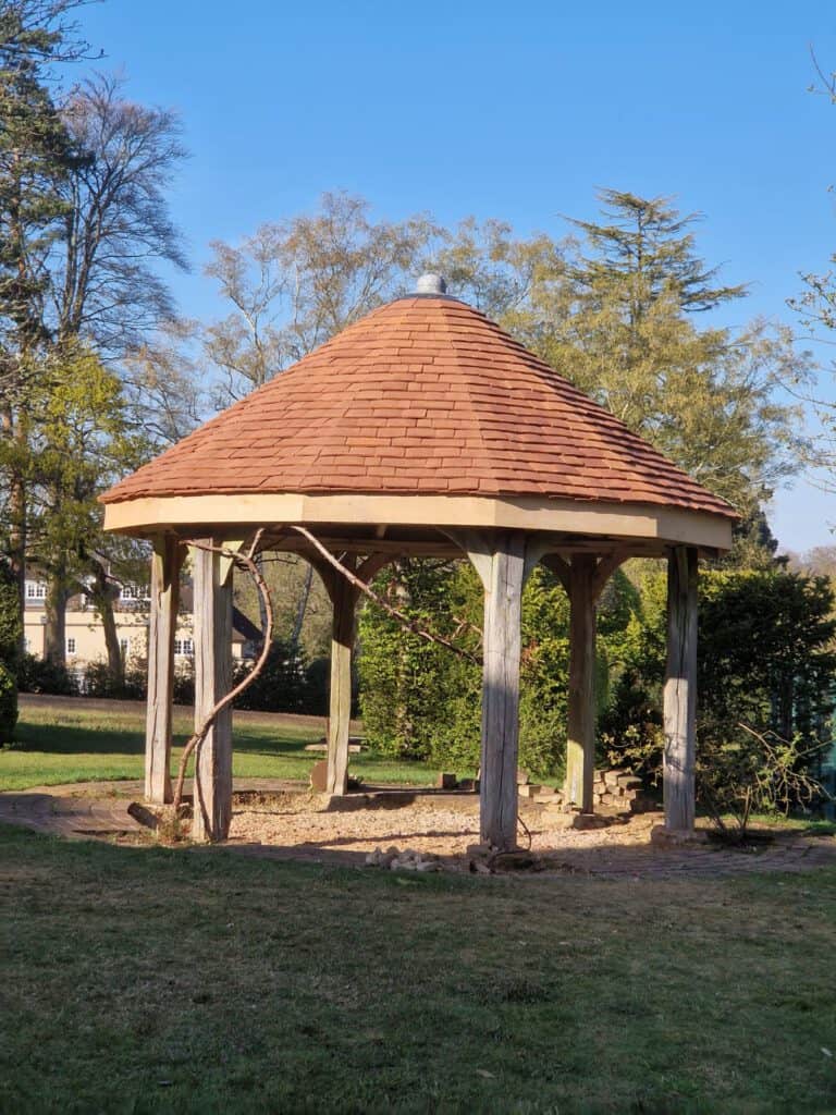 Principle Carpentry - Pergoda